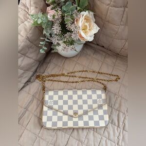 🩷Louis Vuitton Damier Azur Pochette Felicie❤️2018 collection.Rare